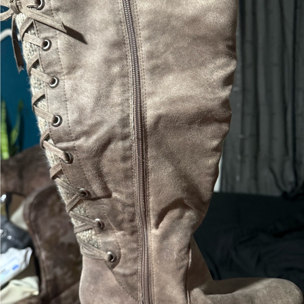 Brown Lace-Up Knee-High Boots